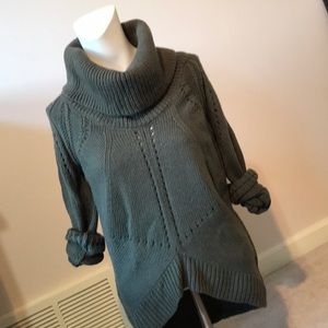 Green Sweater - Loft